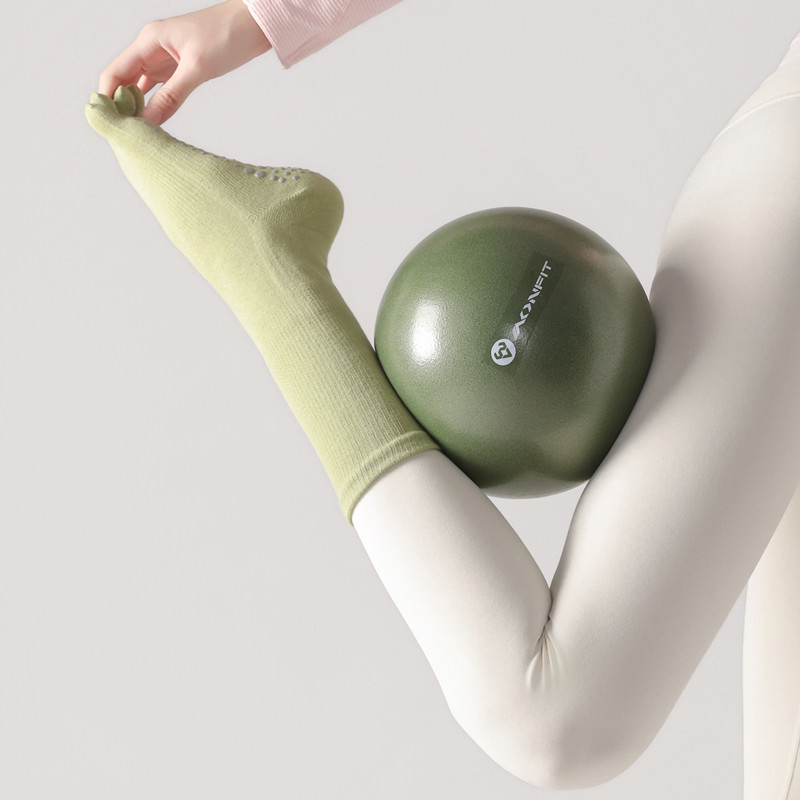 1 ペア女性ヨガソックスキャンディーカラー綿シリコーンノンス - Pilates Is Yoga のレビューと価格