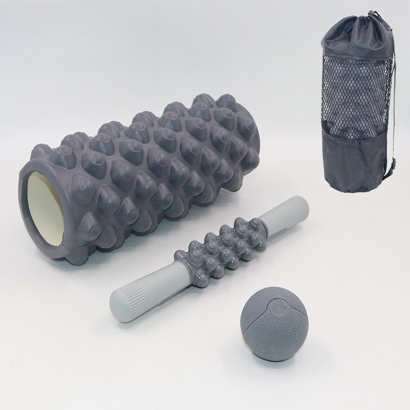 ヨガコラム ヨガ器具 33cm スパイク付きフローティングポ - Pilates Yoga Roller のレビューと価格