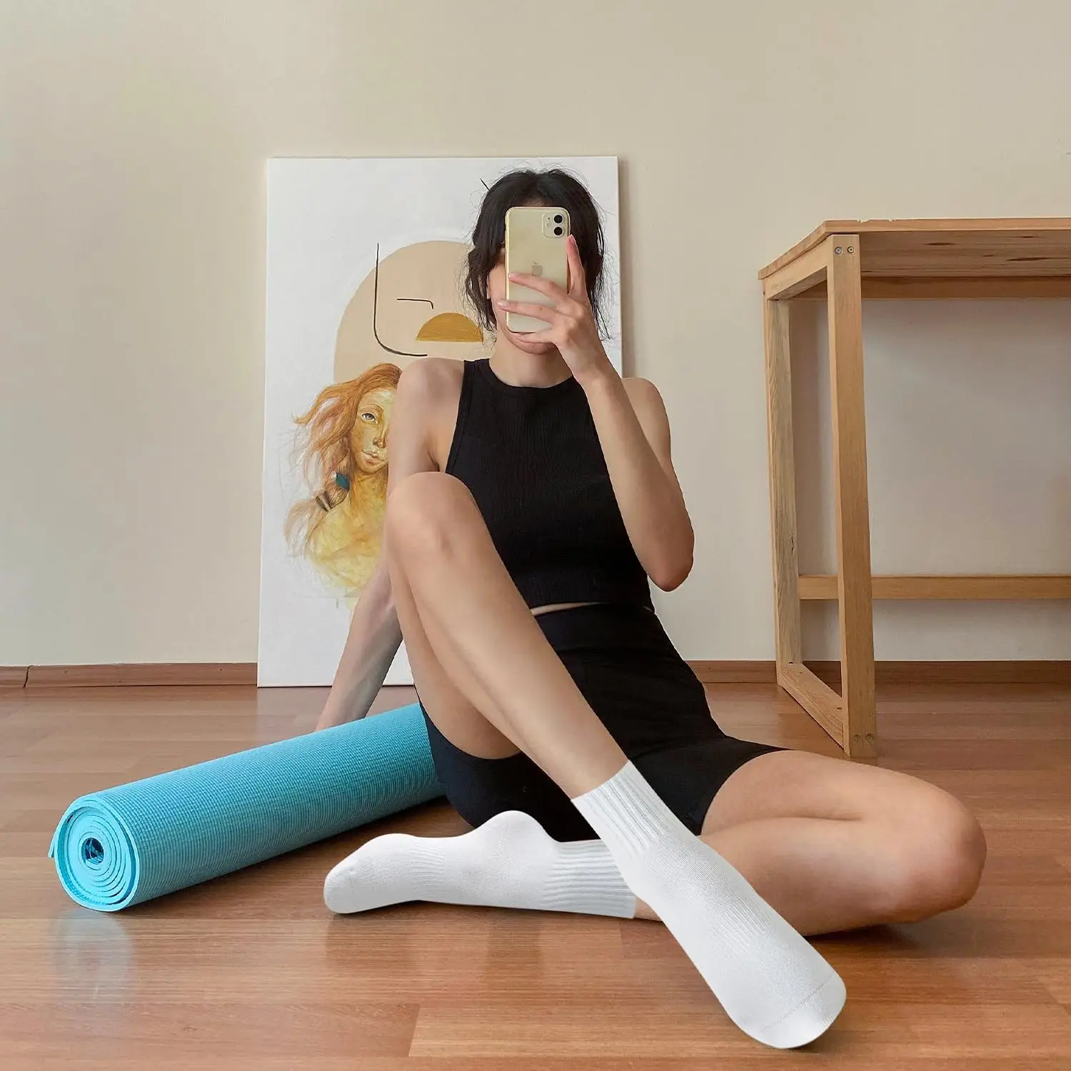 女性用ヨガソックス4足、ソリッドカラーのミッドソール滑り止め - Pilates Is Yoga のレビューと価格